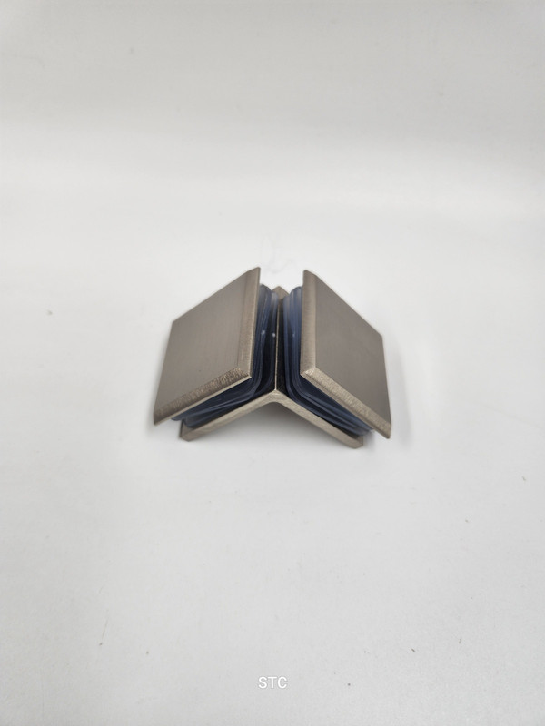 DOUBLE X 90 degrees back open