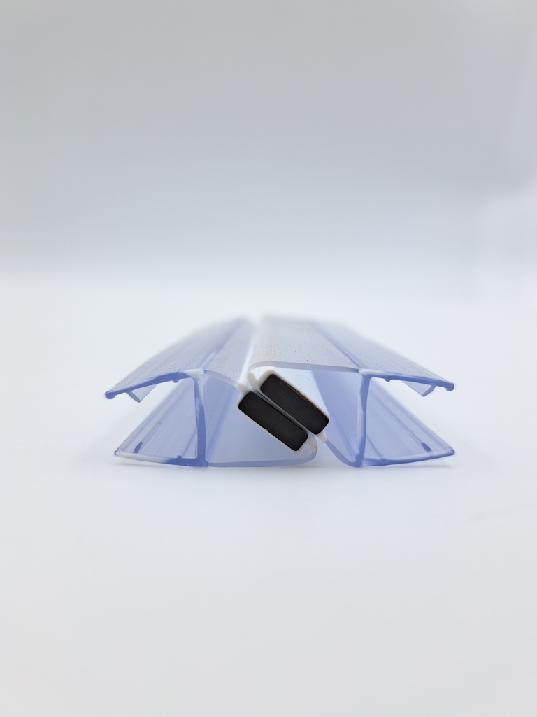 Magnetic Seal For Glass
